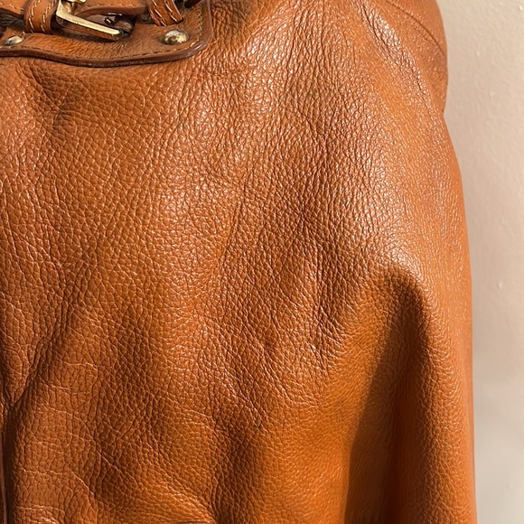 Prada satchel bag☝️❤️💥🤩 - Picture 15 of 15